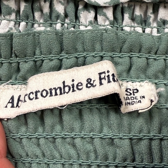 Abercrombie and Fitch Women's Green Floral Smocked Mini Dress, Wedding, Party S - Picture 4 of 12